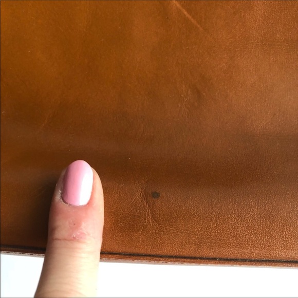 Vintage BCBG brown leather tote - Picture 4 of 10